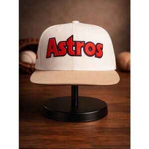 NWT Pro Standard Houston Astros Snap Back Cap Baseball Cap - One of a Kind